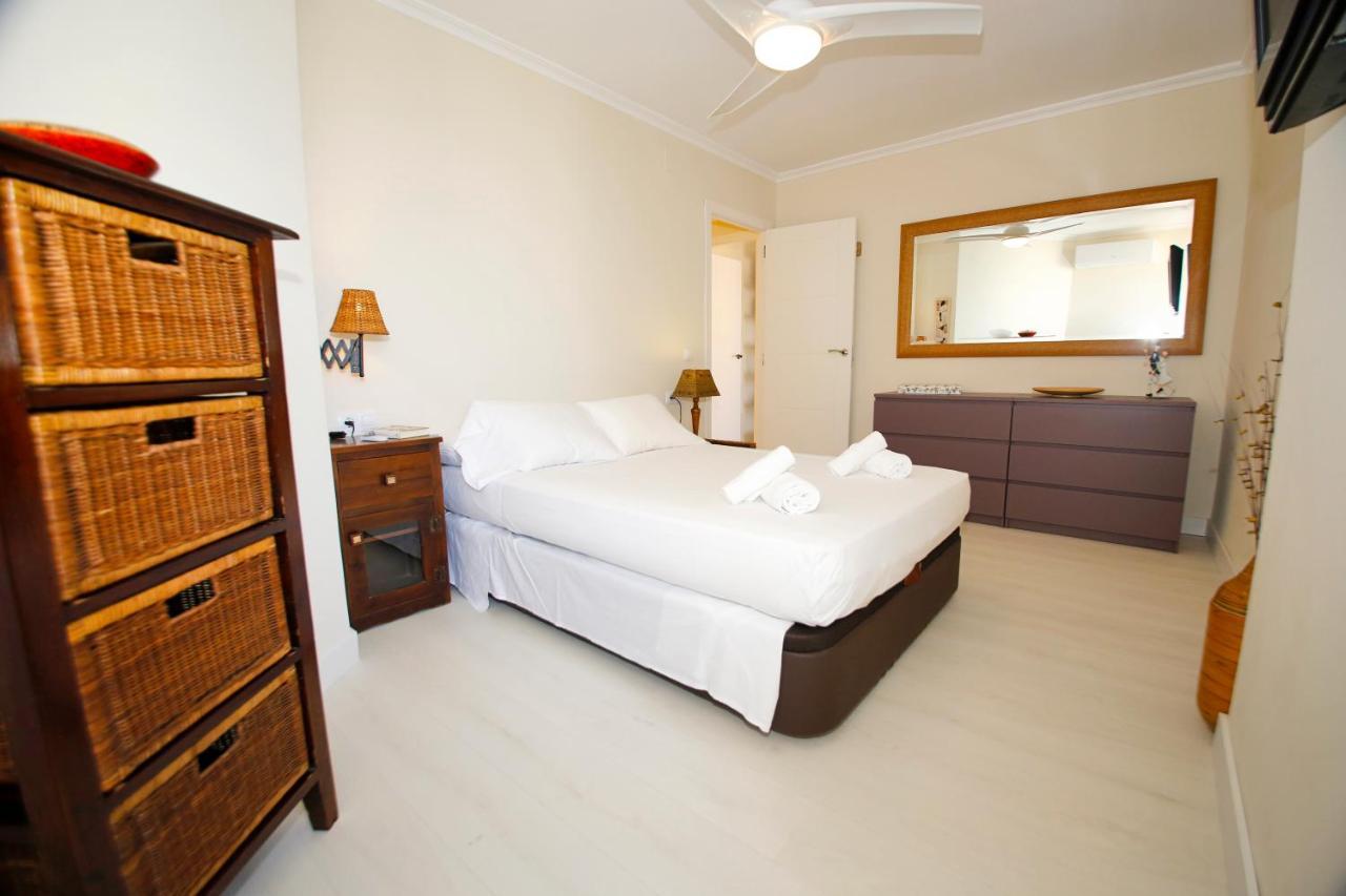 In Front Of The Sea With Ac And Pool Apartamento Alicante Exterior foto